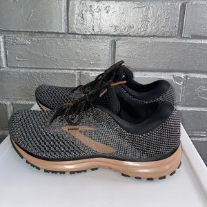 Brooks Revel 2 Running Shoes Size 7.5